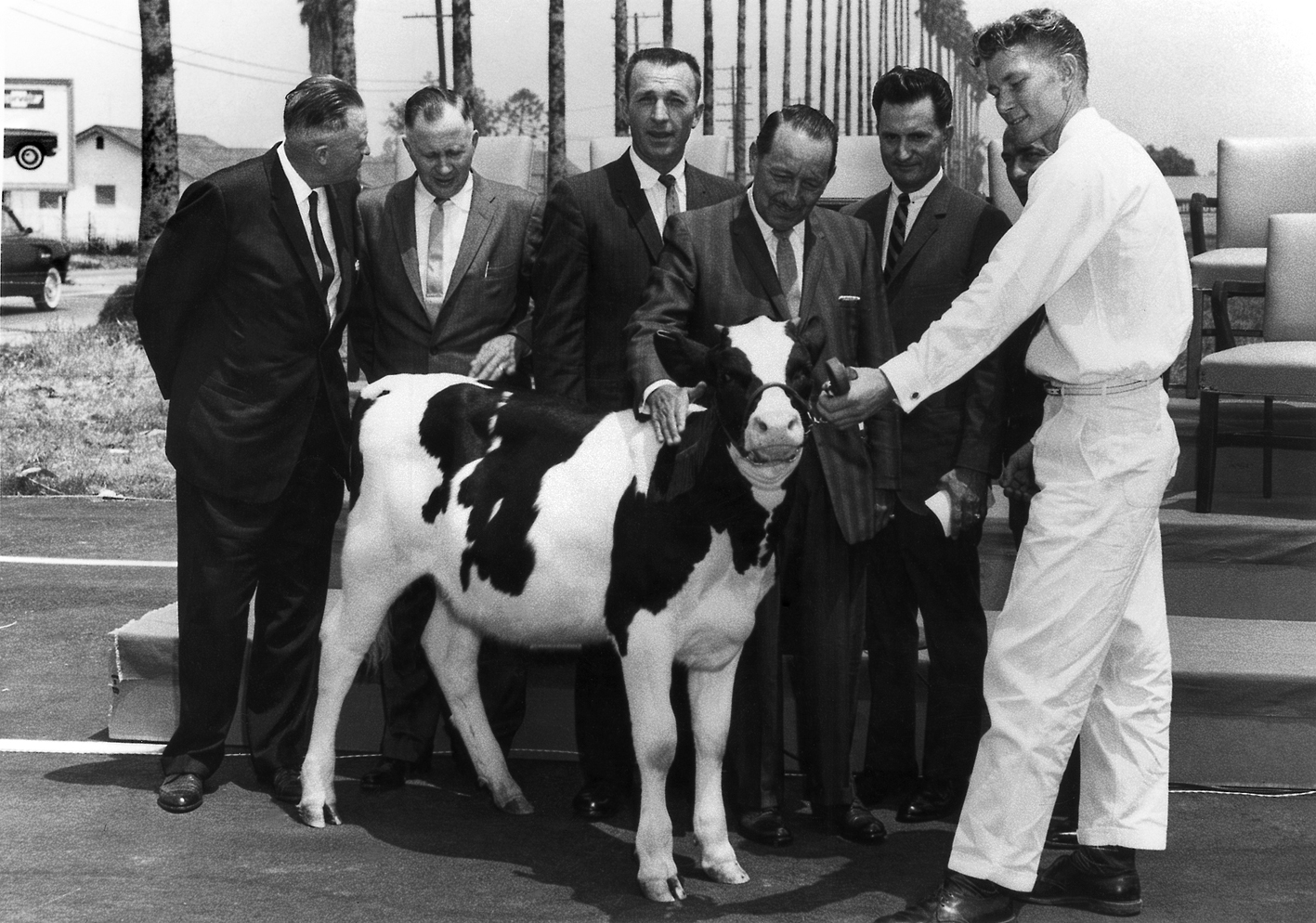 Photo of Frank Bonelli and Dairy Valley City Councilmembers