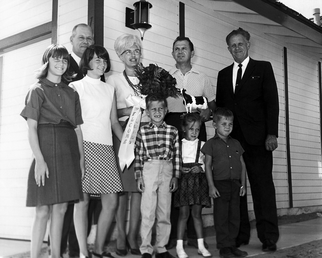 Photo of Mayor Fred Troost and Councilmember Louis Struikman